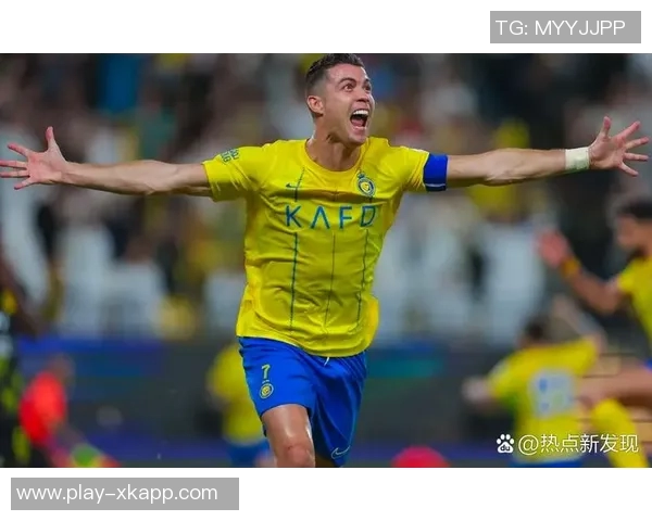 葡萄牙媒体报道C罗施压沙特足坛PIF考虑引进两名重量级球员